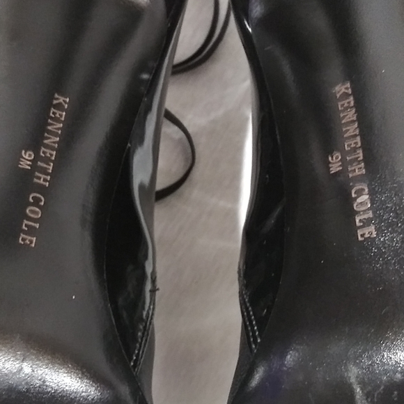 New KENNETH COLE NEW YORK HEELS - Picture 5 of 8